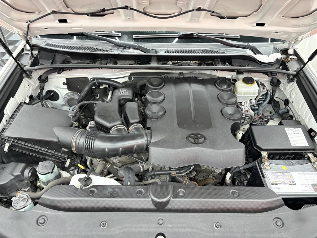 2013 Toyota 4Runner Image 28