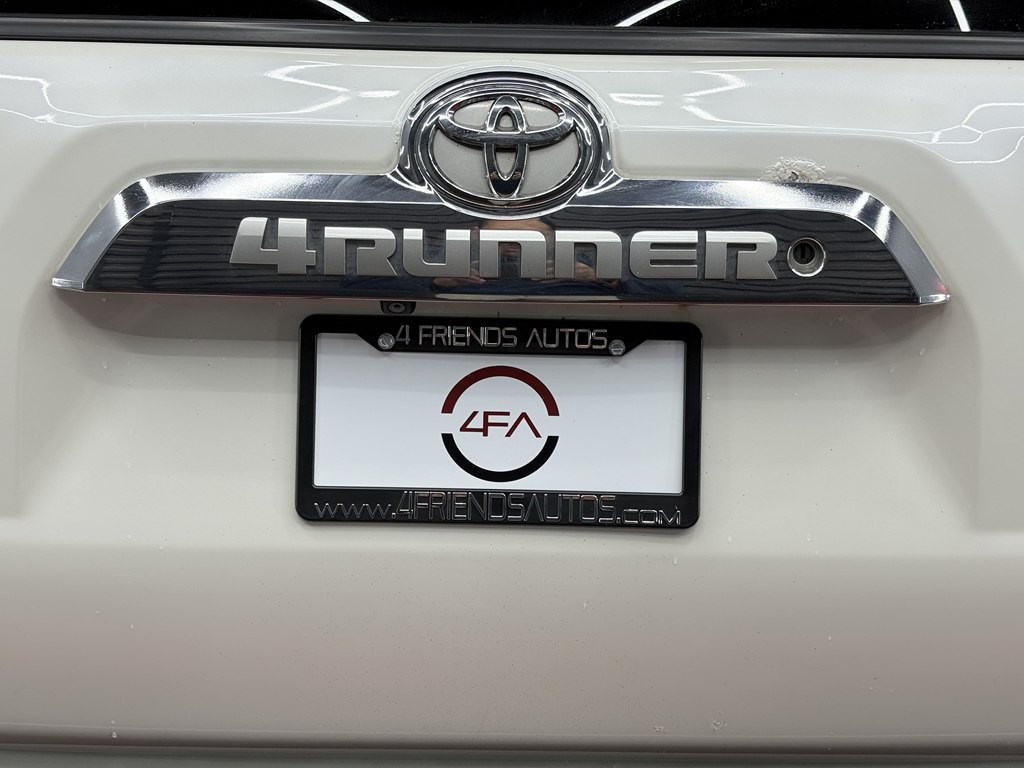 2013 Toyota 4Runner Image 30