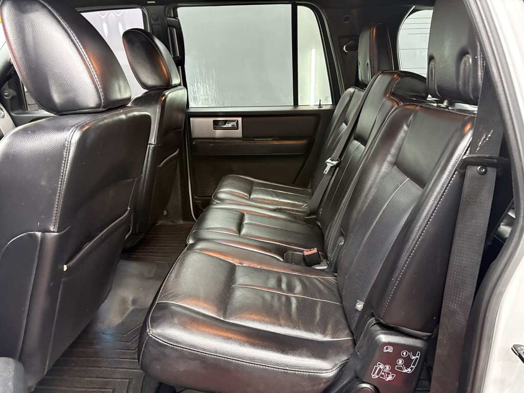 2016 Ford Expedition Image 11