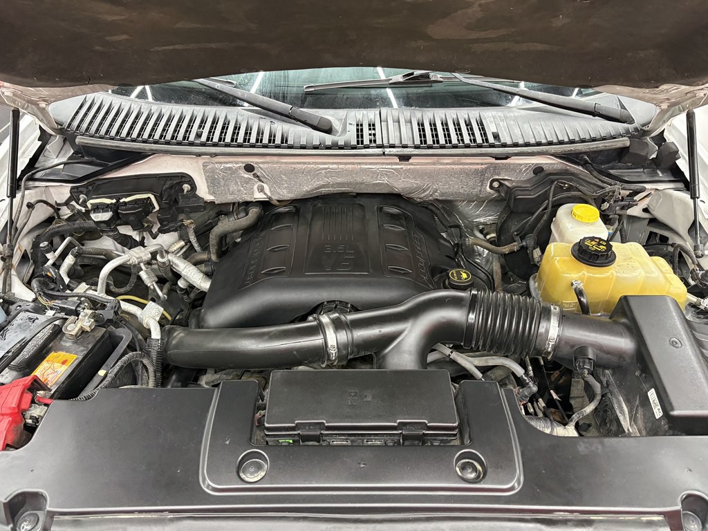 2016 Ford Expedition Image 25