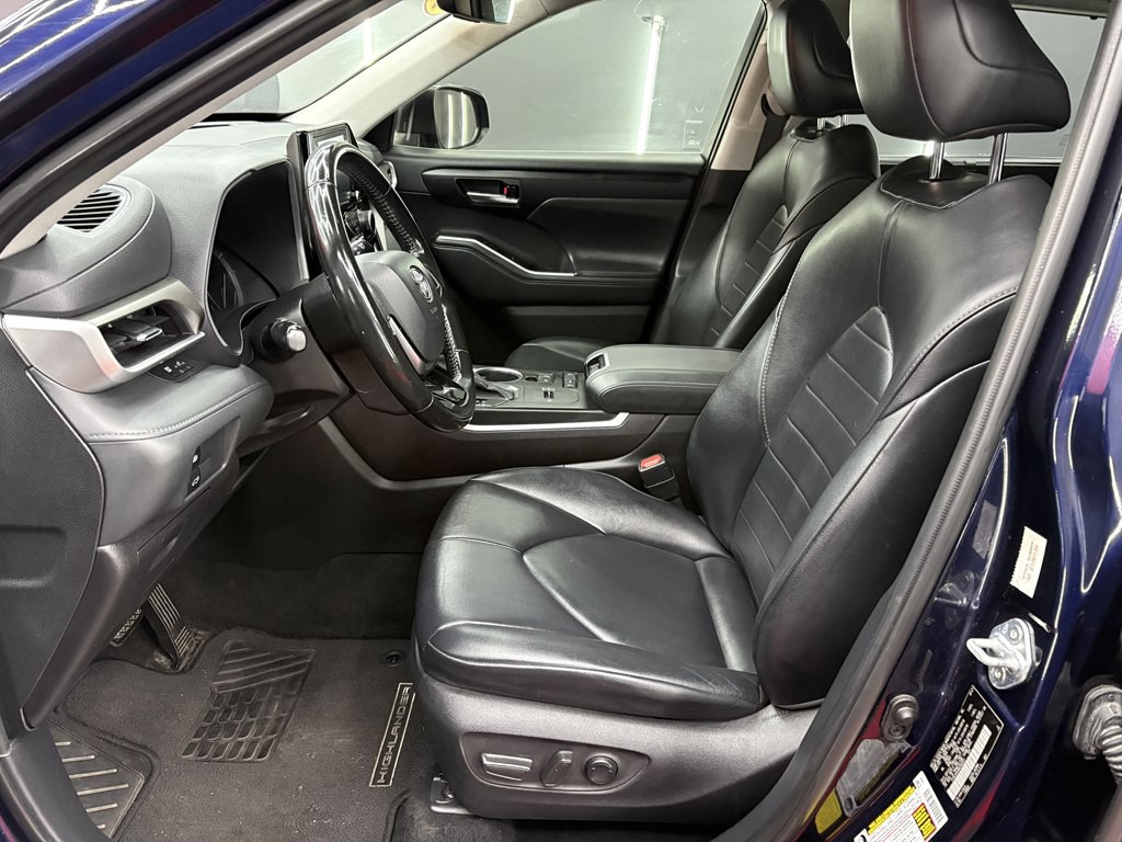2021 Toyota Highlander Image 9