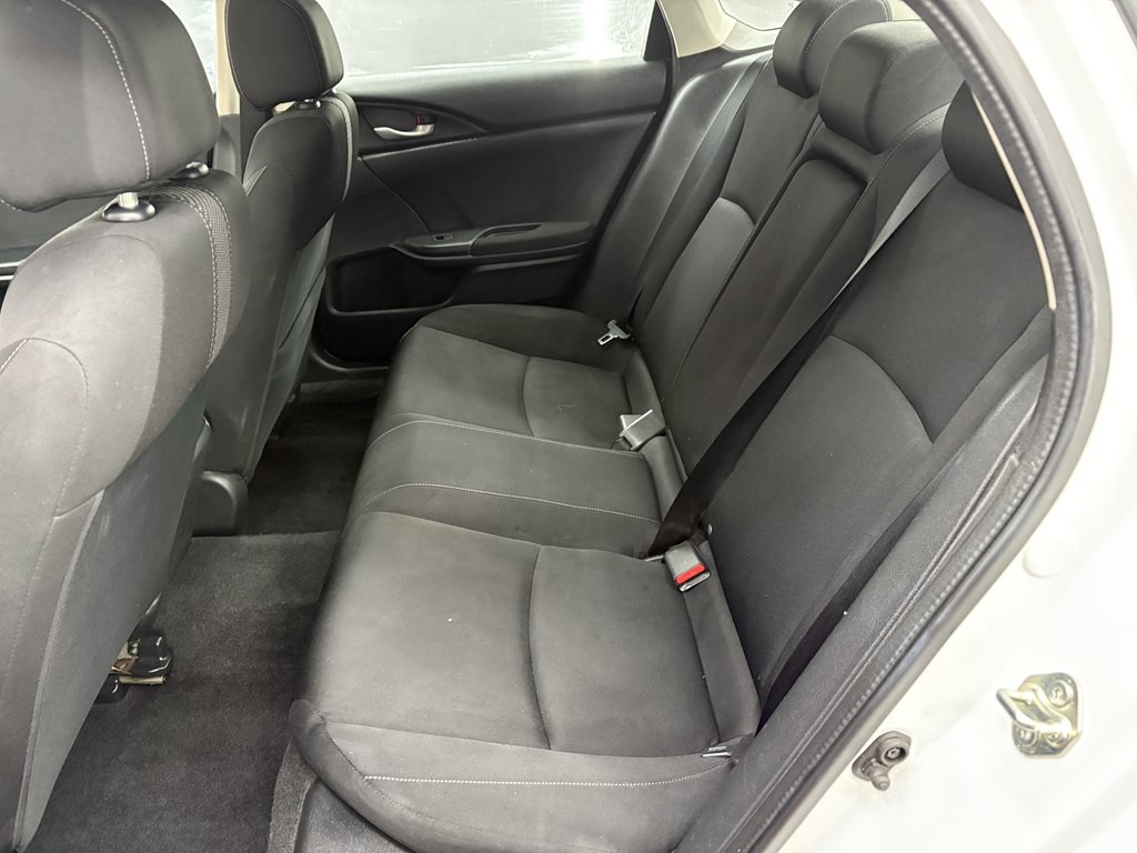 2016 Honda Civic Image 10