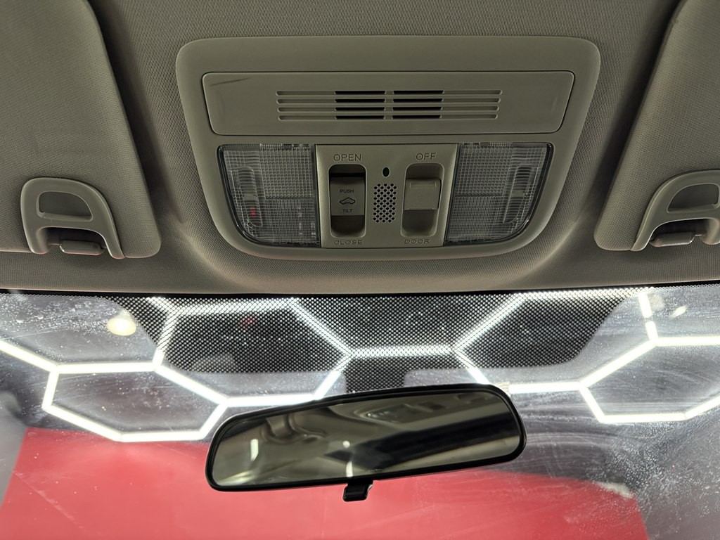 2016 Honda Civic Image 19