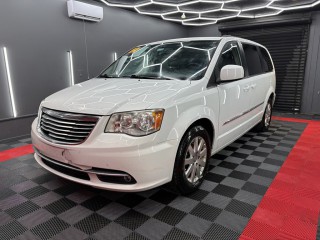 Image for 2014 Chrysler Town & Country Touring ID: 7136728
