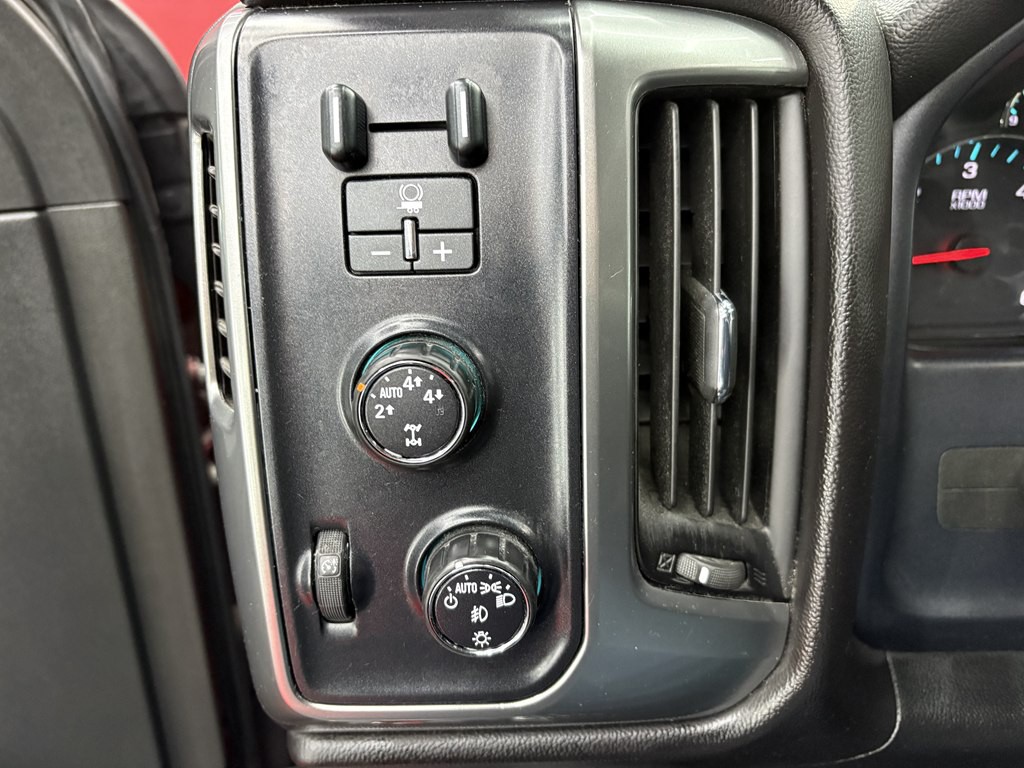 2016 Chevrolet Silverado 1500 Image 18