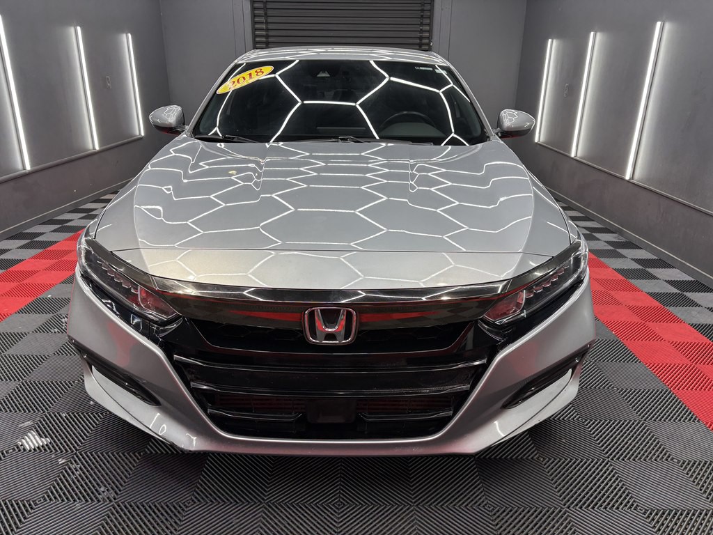 2018 Honda Accord Image 2