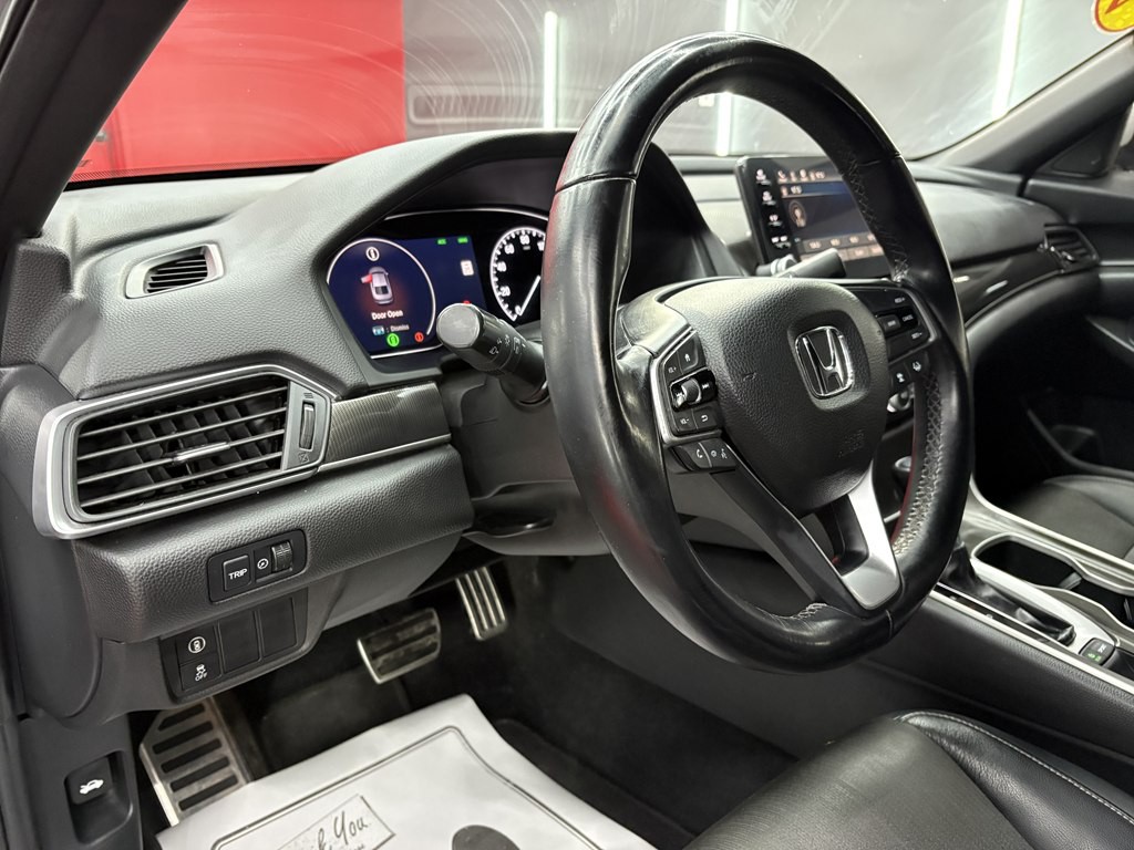 2018 Honda Accord Image 13