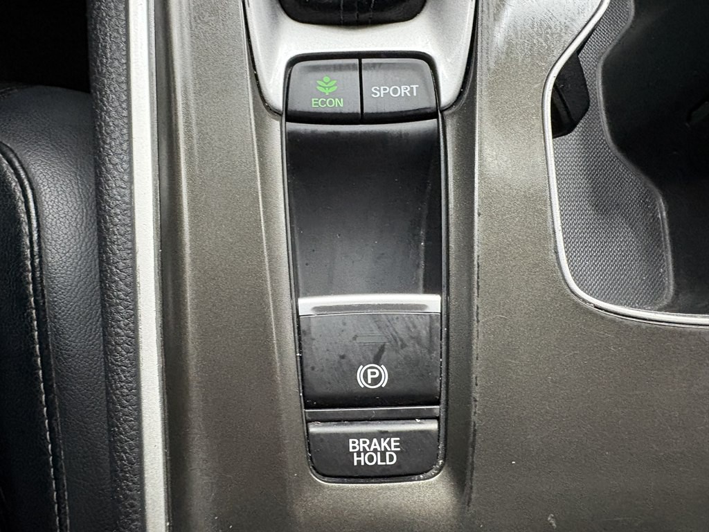 2018 Honda Accord Image 19