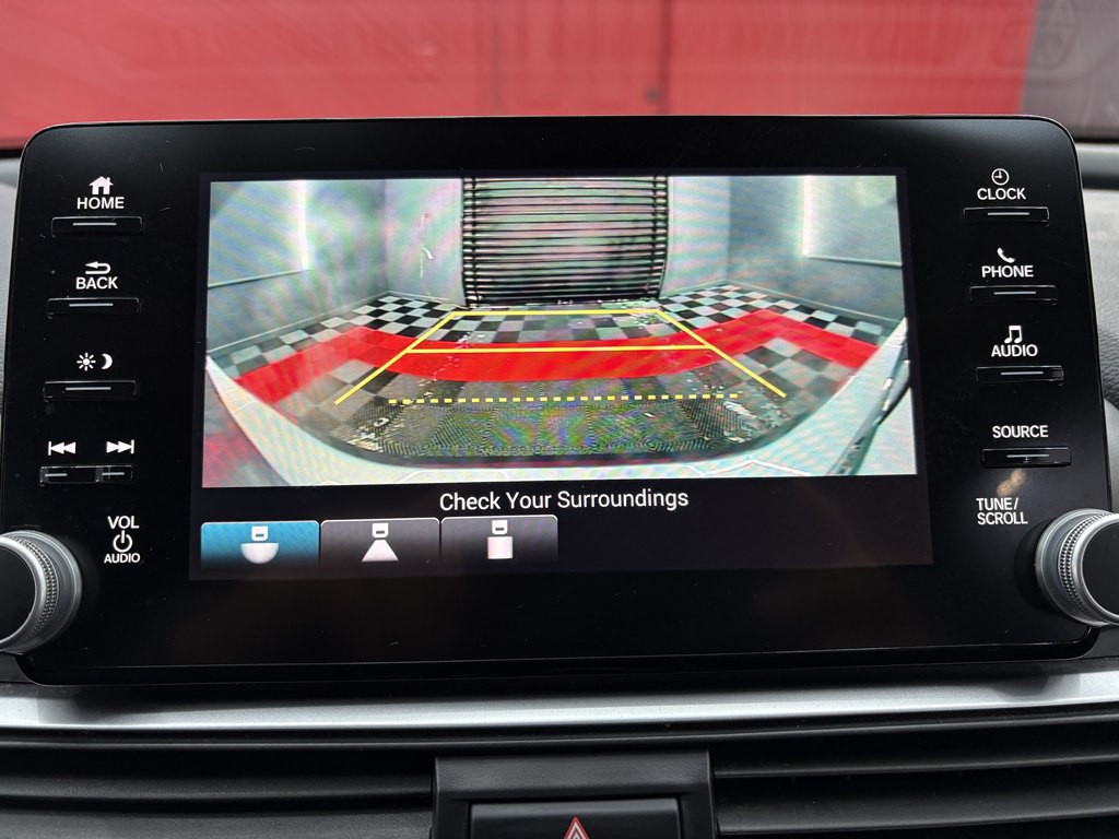 2018 Honda Accord Image 24