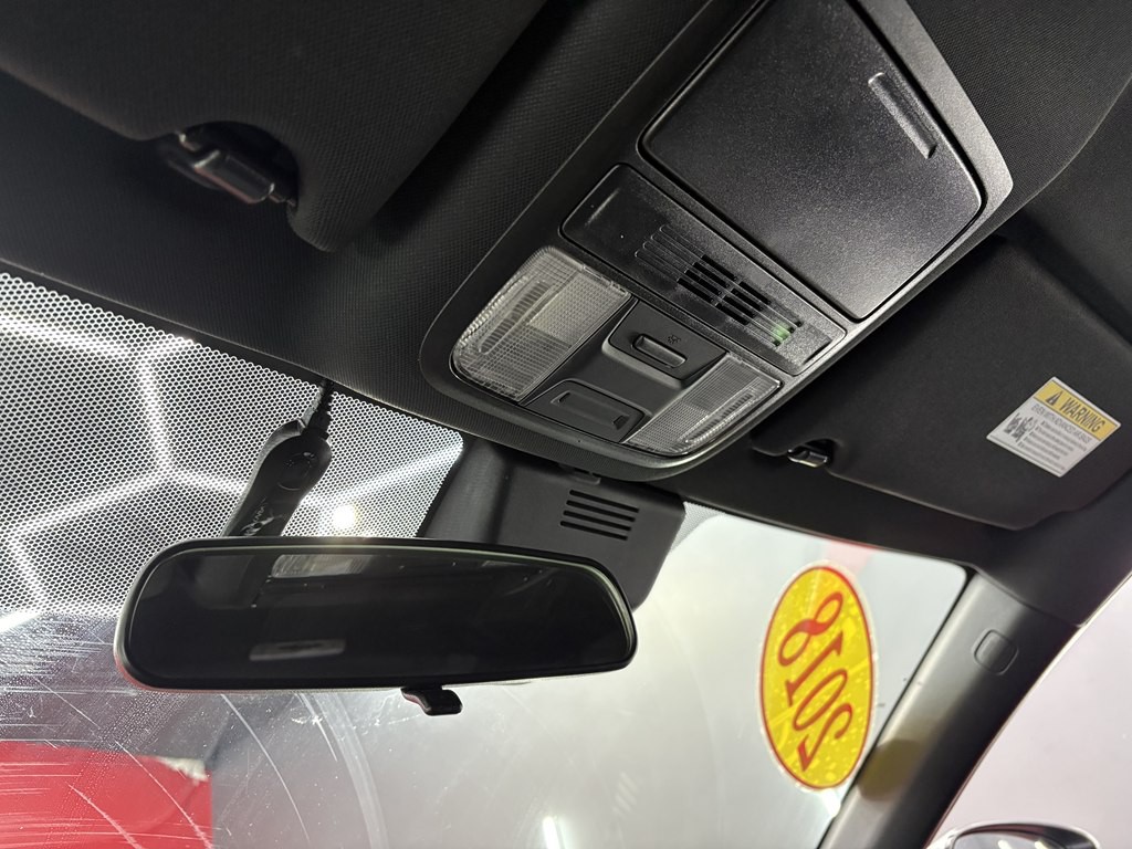 2018 Honda Accord Image 25