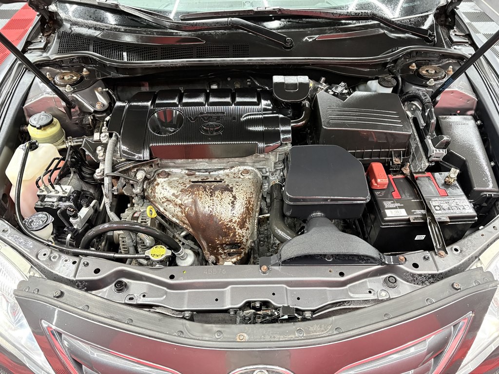 2011 Toyota Camry Image 19