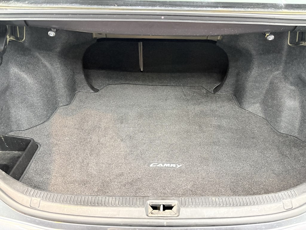2011 Toyota Camry Image 20