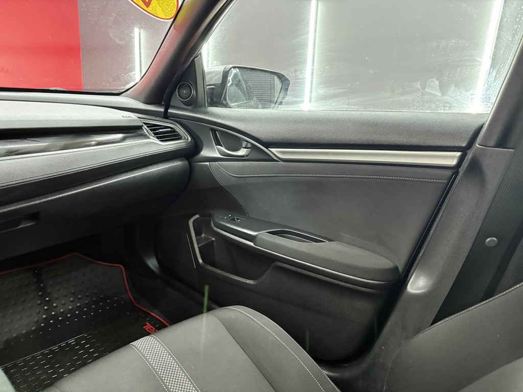 2020 Honda Civic Image 13