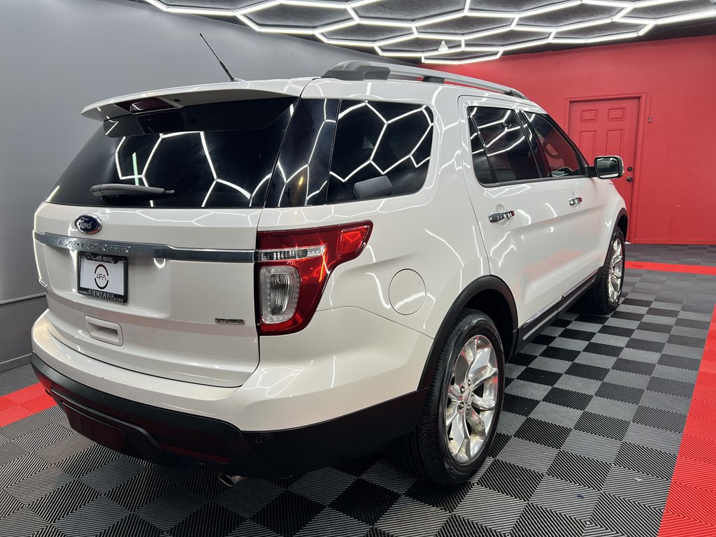 2013 Ford Explorer Image 4