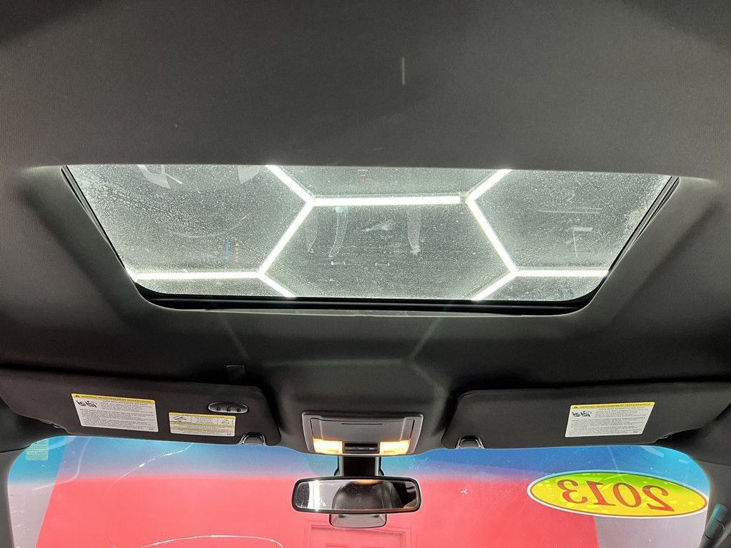 2013 Ford Explorer Image 13