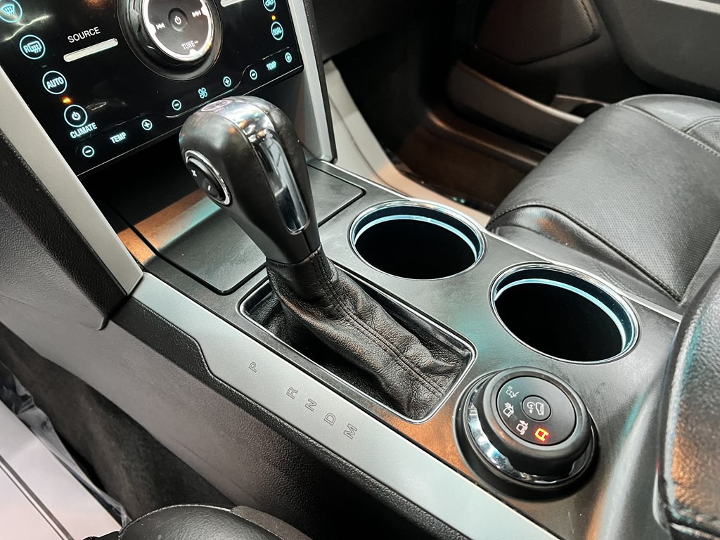 2013 Ford Explorer Image 20