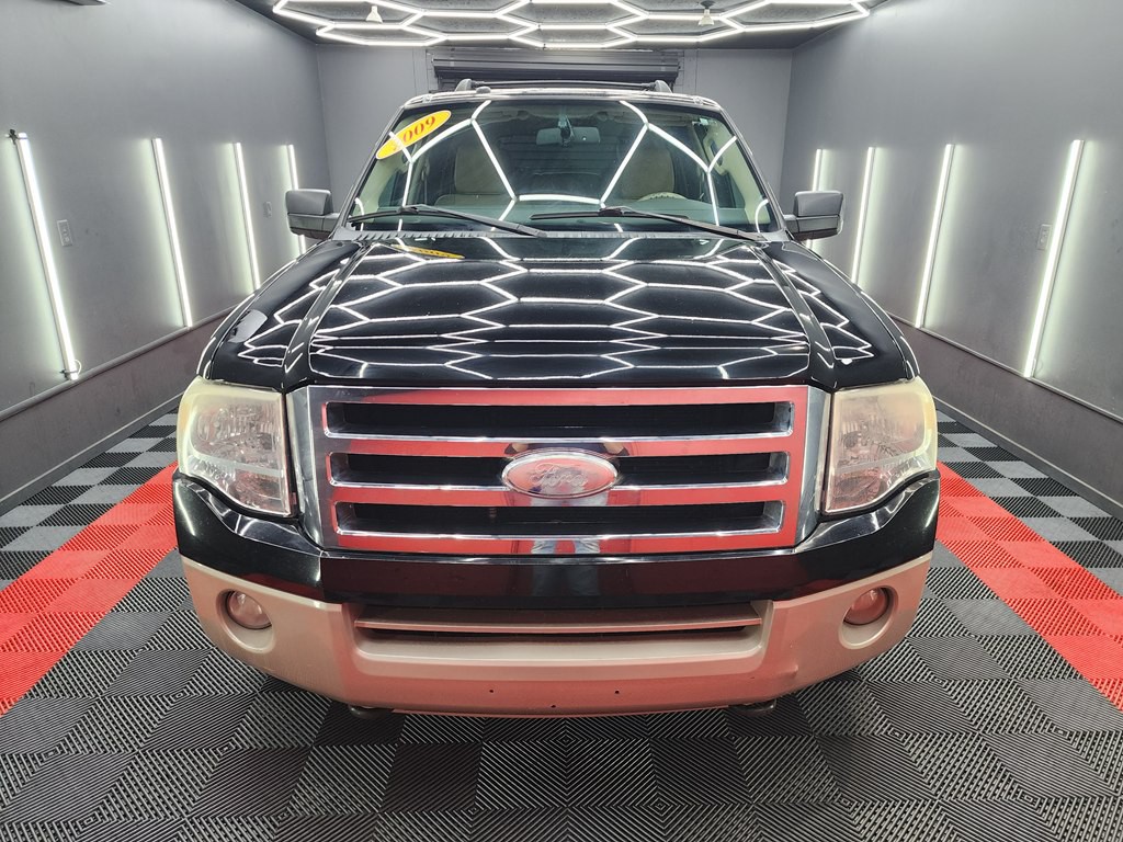 2009 Ford Expedition Image 2