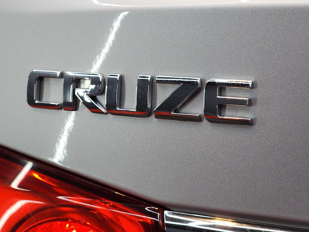 2015 Chevrolet Cruze Image 23