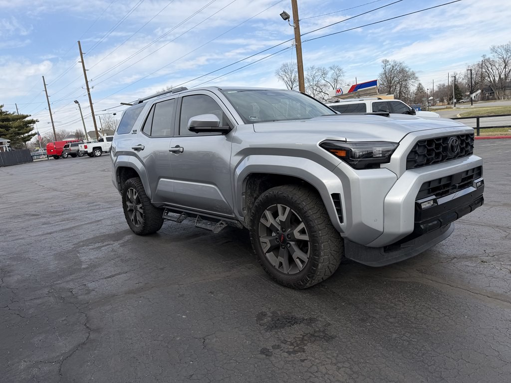 2025 Toyota 4Runner Image 3