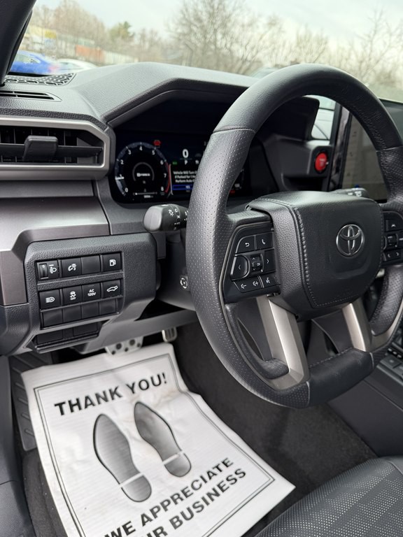 2025 Toyota 4Runner Image 13