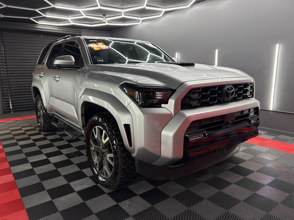 2025 Toyota 4Runner Image 3