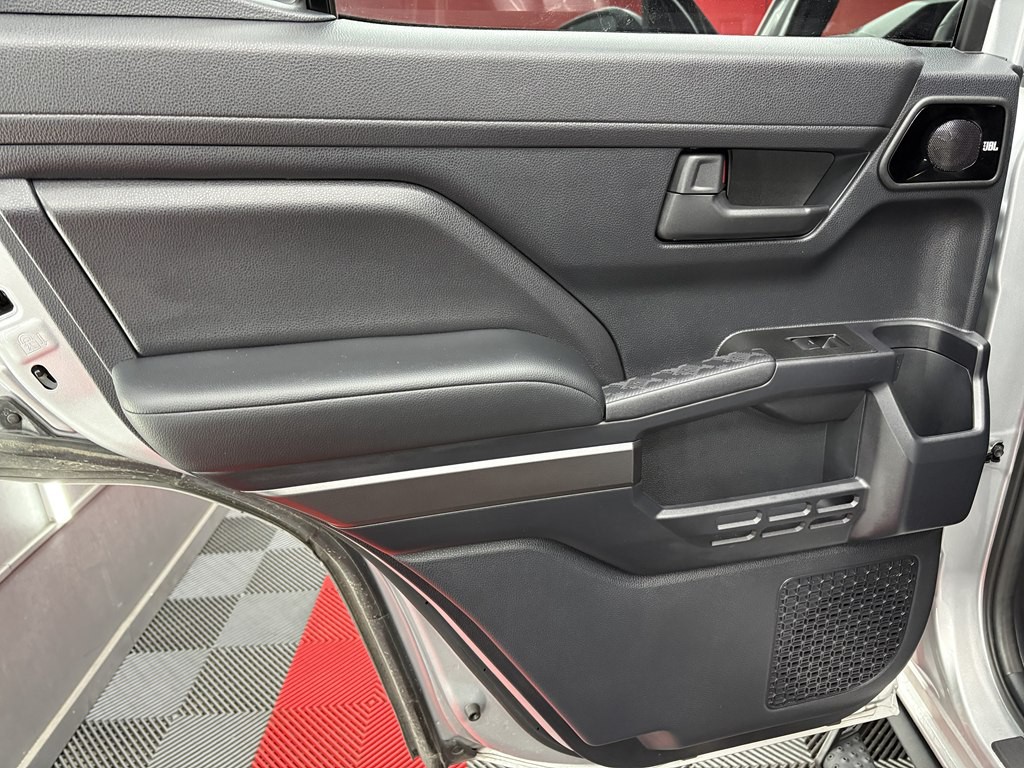 2025 Toyota 4Runner Image 10