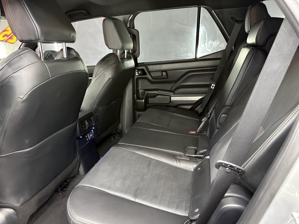 2025 Toyota 4Runner Image 11