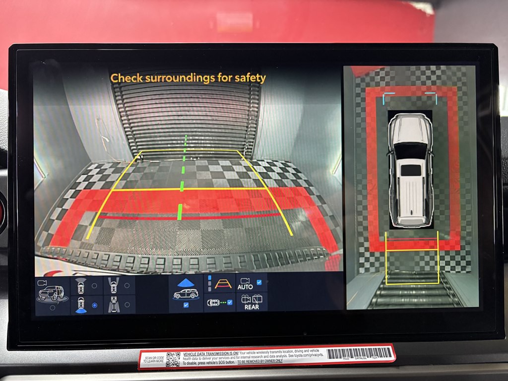 2025 Toyota 4Runner Image 25