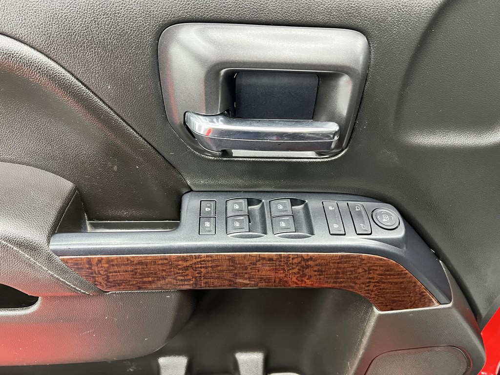 2017 GMC Sierra Image 9