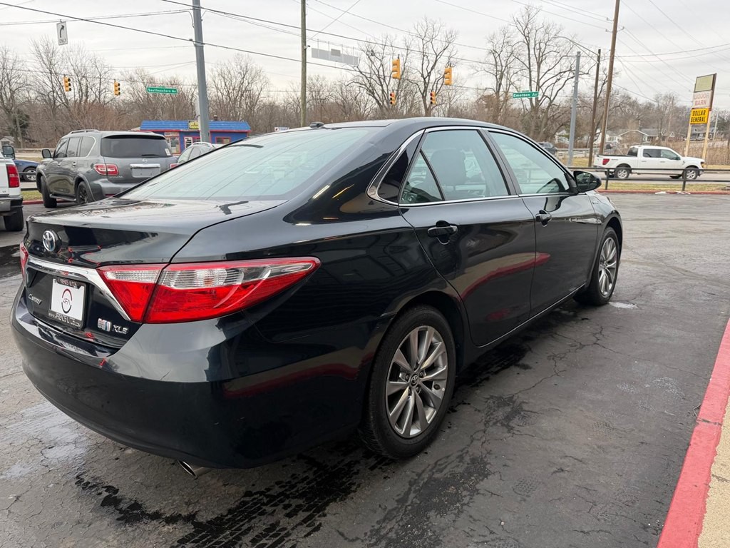 2015 Toyota Camry Image 4