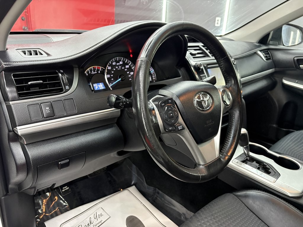 2012 Toyota Camry Image 15