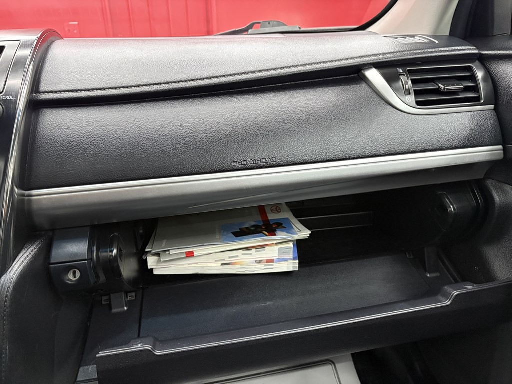 2012 Toyota Camry Image 20