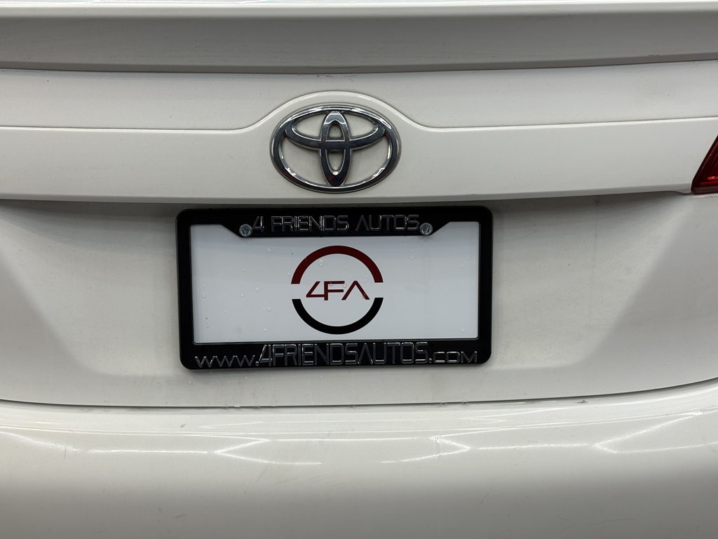 2012 Toyota Camry Image 23