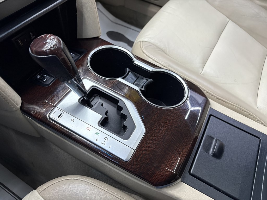 2012 Toyota Camry Image 17