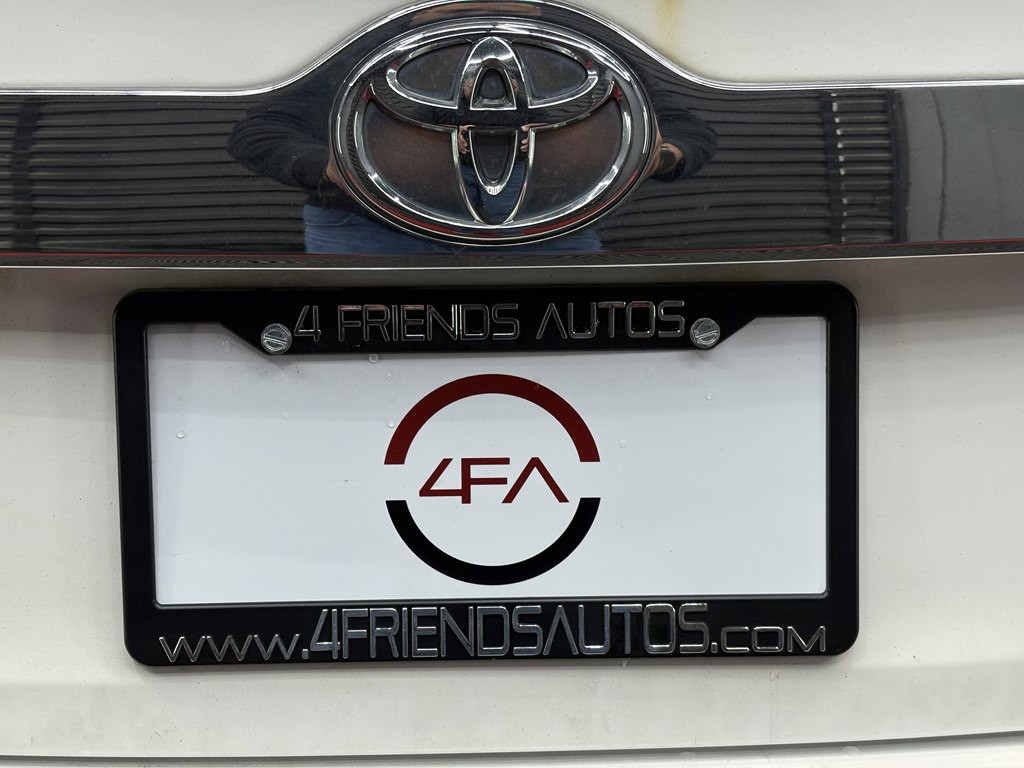 2012 Toyota Camry Image 26