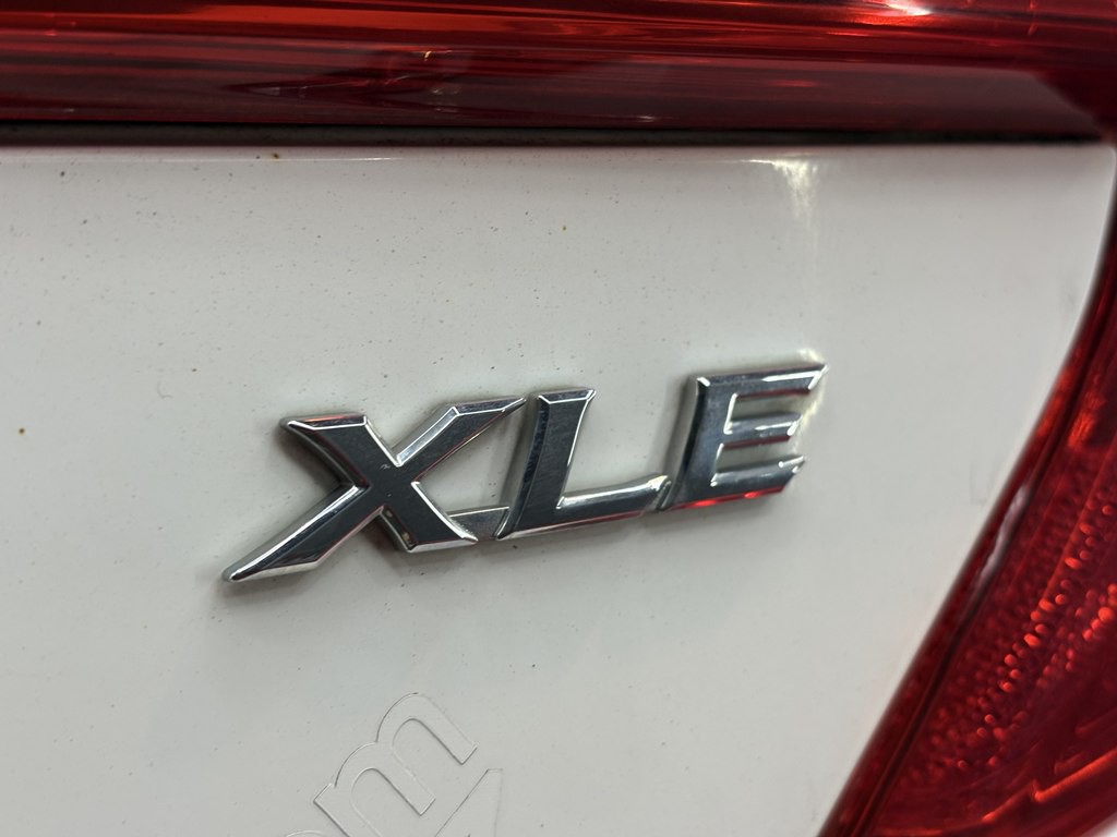 2012 Toyota Camry Image 28