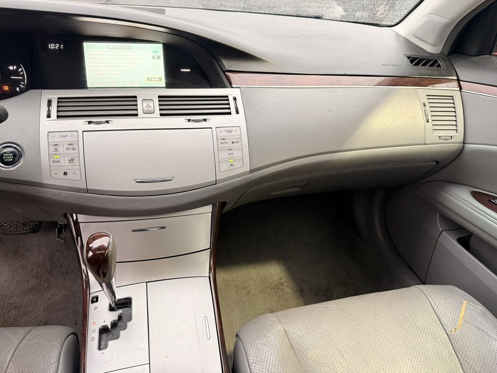 2009 Toyota Avalon Image 11