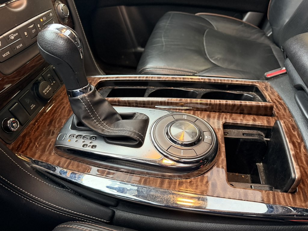 2018 Nissan Armada Image 12