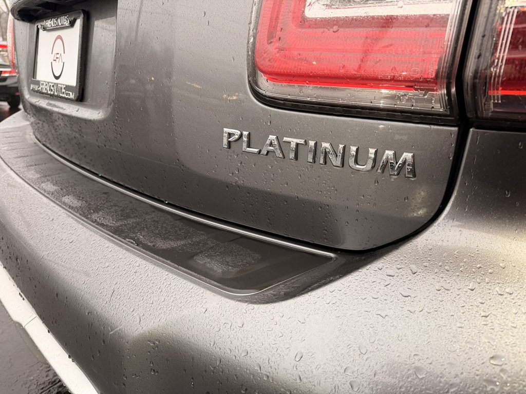 2018 Nissan Armada Image 21