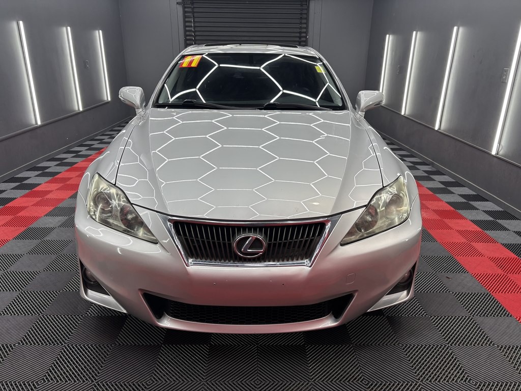 2011 Lexus IS Image 2