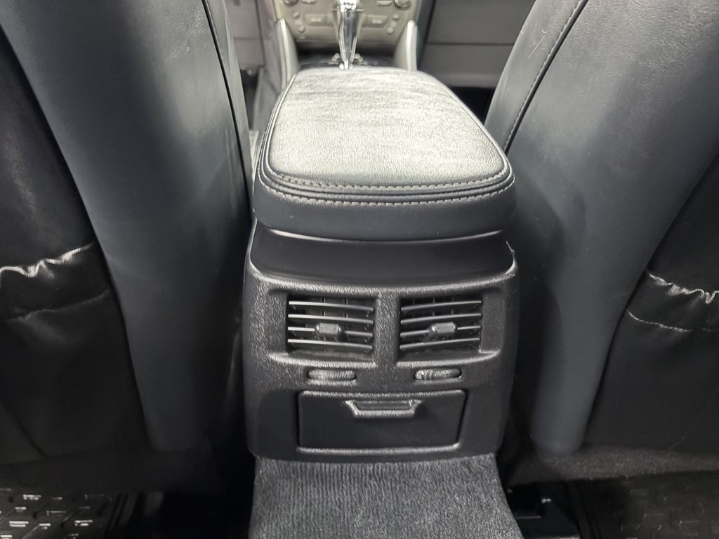 2011 Lexus IS Image 13