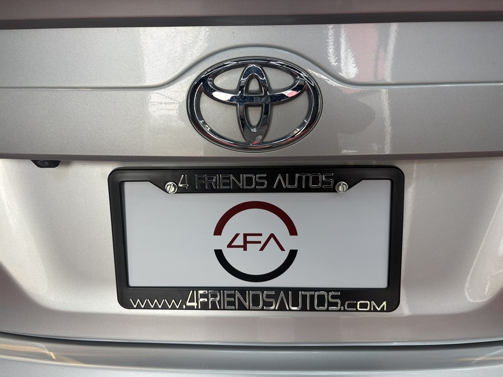 2014 Toyota Camry Image 24