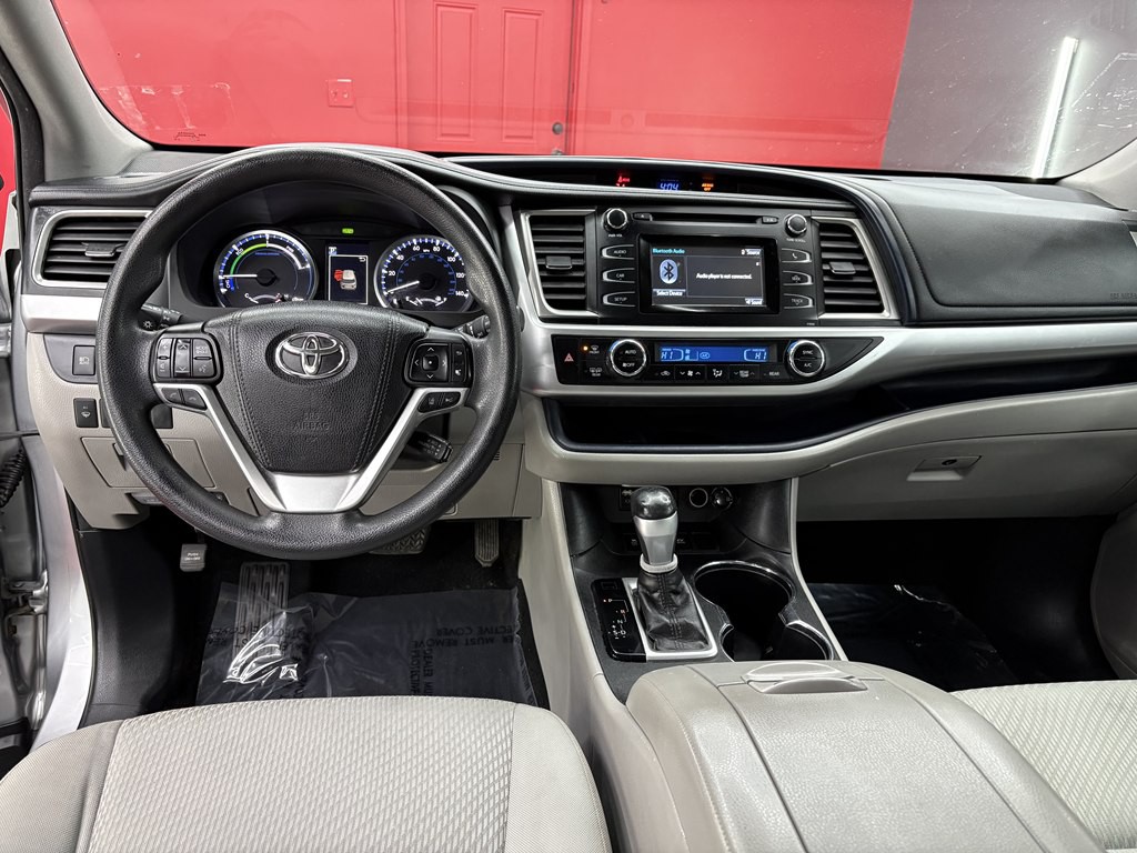 2017 Toyota Highlander Image 13