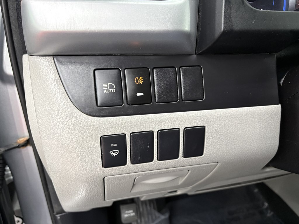 2017 Toyota Highlander Image 21