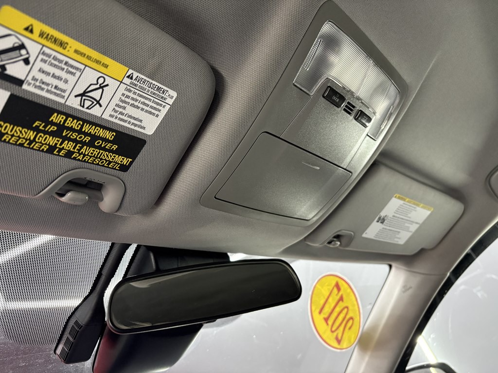 2017 Toyota Highlander Image 28