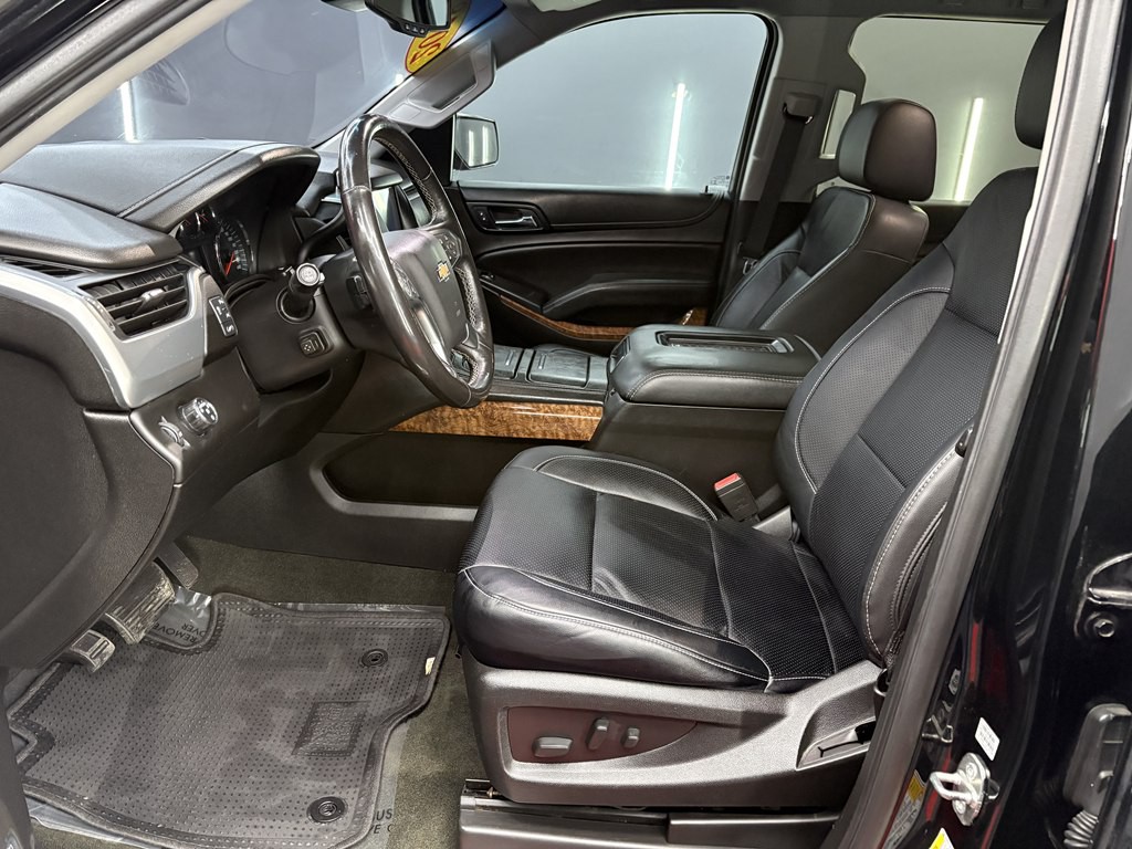 2018 Chevrolet Suburban Image 9