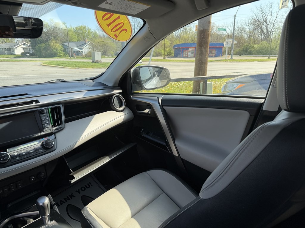 2016 Toyota Rav4 Image 26