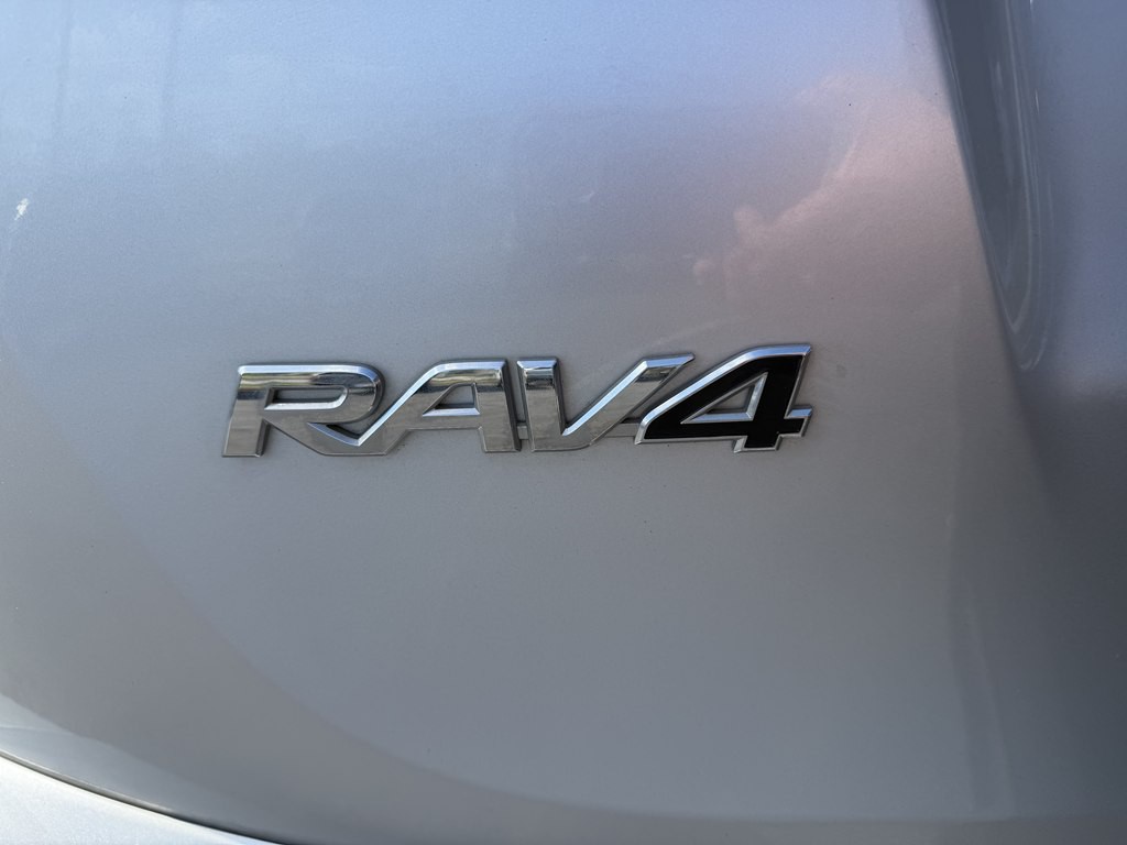 2016 Toyota Rav4 Image 28
