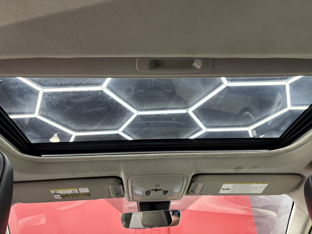 2016 Toyota Rav4 Image 12