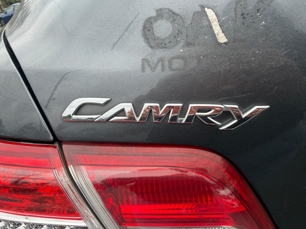 2011 Toyota Camry Image 21